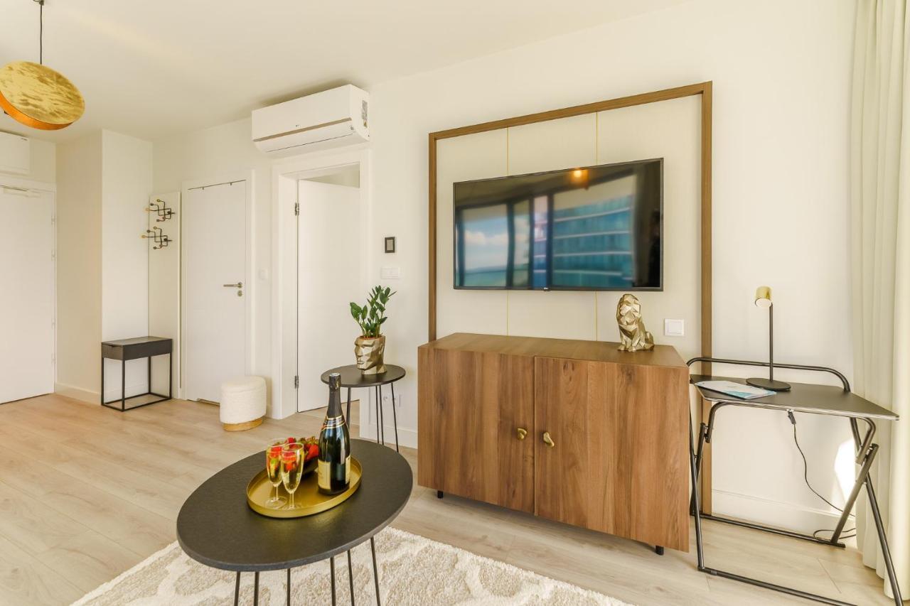 Apartament Waves - Baltic View By Noclegi Renters Miedzyzdroje Kültér fotó